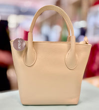 Load image into Gallery viewer, RACHEL Italian leather grab bag with shoulder strap