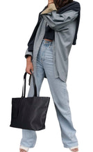 Load image into Gallery viewer, VERITY Large Italian leather handbag