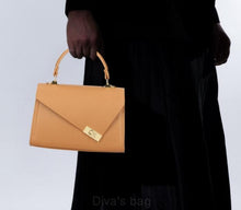 Load image into Gallery viewer, PATSY Italian leather grab/evening bag