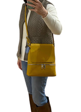 Load image into Gallery viewer, CLAUDIA Italian leather shoulder bag with zip detail