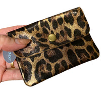 Load image into Gallery viewer, BECKY  Small Italian leather button purse