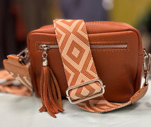 Load image into Gallery viewer, Detachable patterned bag strap for camera bag