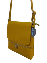 Load image into Gallery viewer, CLAUDIA Italian leather shoulder bag with zip detail