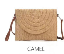 Load image into Gallery viewer, Straw envelope clutch bag