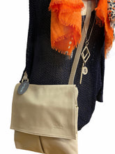 Load image into Gallery viewer, PEYTON Italian leather large cross body bag