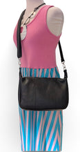 Load image into Gallery viewer, AMBER Italian leather handbag

