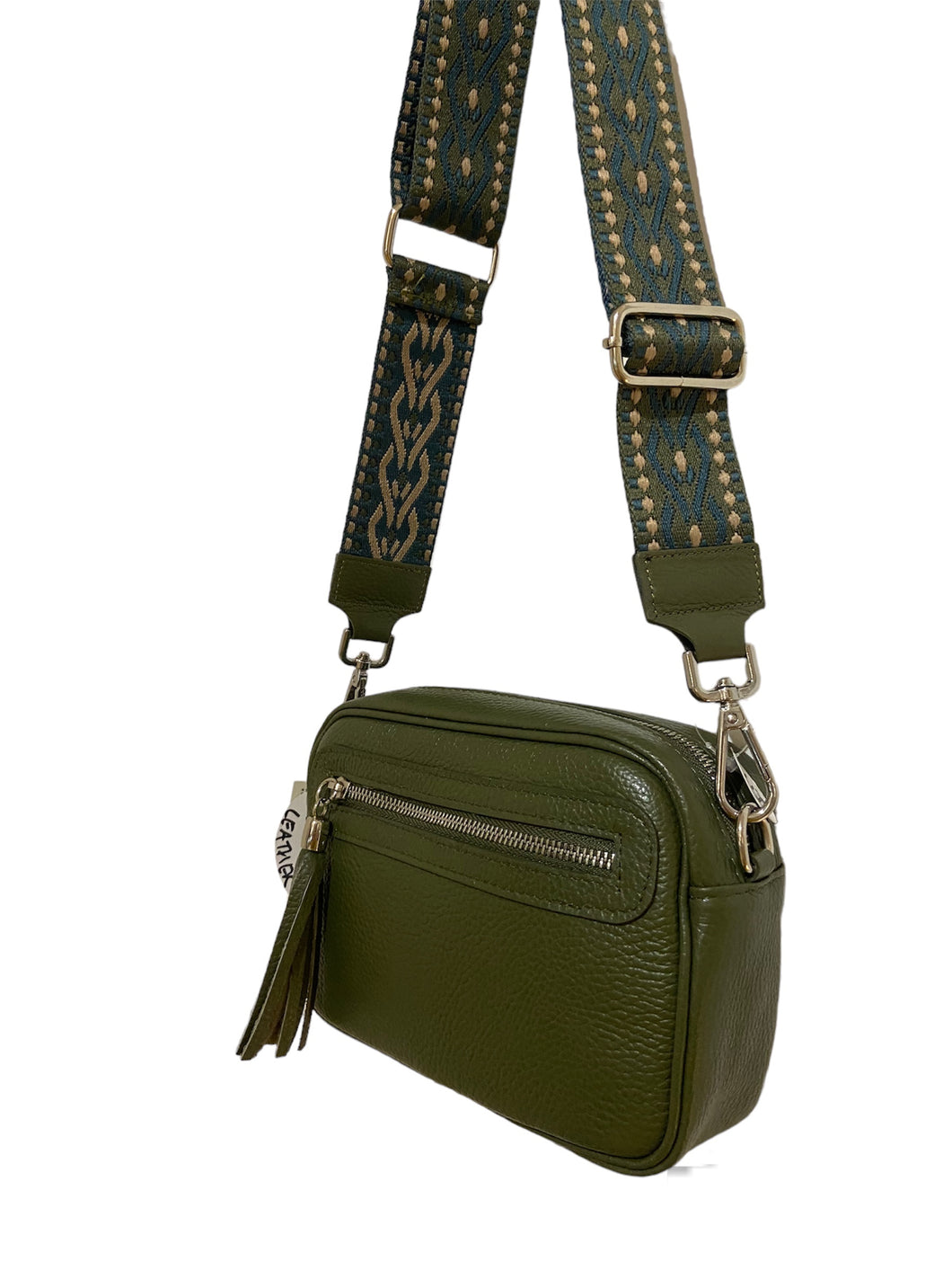 Detachable patterned bag strap for camera bag