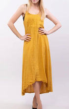 Load image into Gallery viewer, Linen strappy dress
