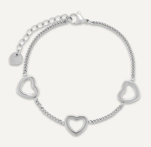 Hearts clasp bracelet in rhodium silver or gold
