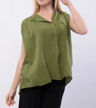 Load image into Gallery viewer, Cotton sleeveless top
