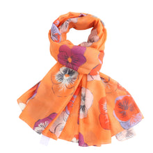 Load image into Gallery viewer, Pansies scarf
