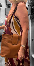 Load image into Gallery viewer, ISLA Italian leather large cross body / shoulder bag
