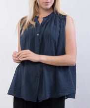 Load image into Gallery viewer, Cotton sleeveless top
