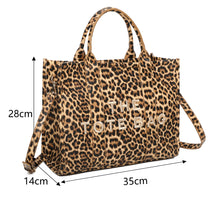 Load image into Gallery viewer, Animal print tote bag
