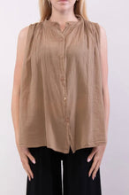 Load image into Gallery viewer, Cotton sleeveless top
