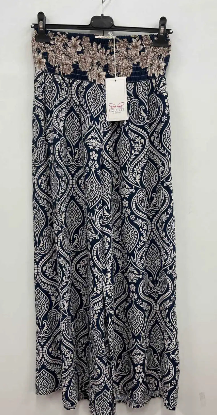 Wide leg trousers