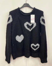 Load image into Gallery viewer, Heart jumper
