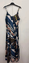 Load image into Gallery viewer, Satin feel maxi dress
