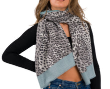 Load image into Gallery viewer, Leopard print supersoft winter scarf
