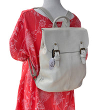Load image into Gallery viewer, SALLY Italian leather backpack

