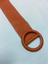 Load image into Gallery viewer, Round buckle Italian leather belt
