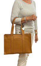 Load image into Gallery viewer, NANCY   Italian leather tote bag
