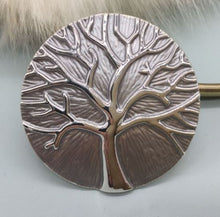 Load image into Gallery viewer, Magnetic ‘tree of life’ brooch
