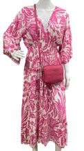 Load image into Gallery viewer, Floral shirred waist midi dress
