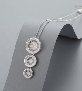 Silver and grey pendant necklace