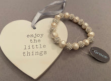 Load image into Gallery viewer, White &amp; crystal elasticated bracelet
